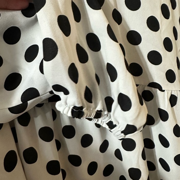 Women’s Polkadot Blouse - Picture 3 of 4